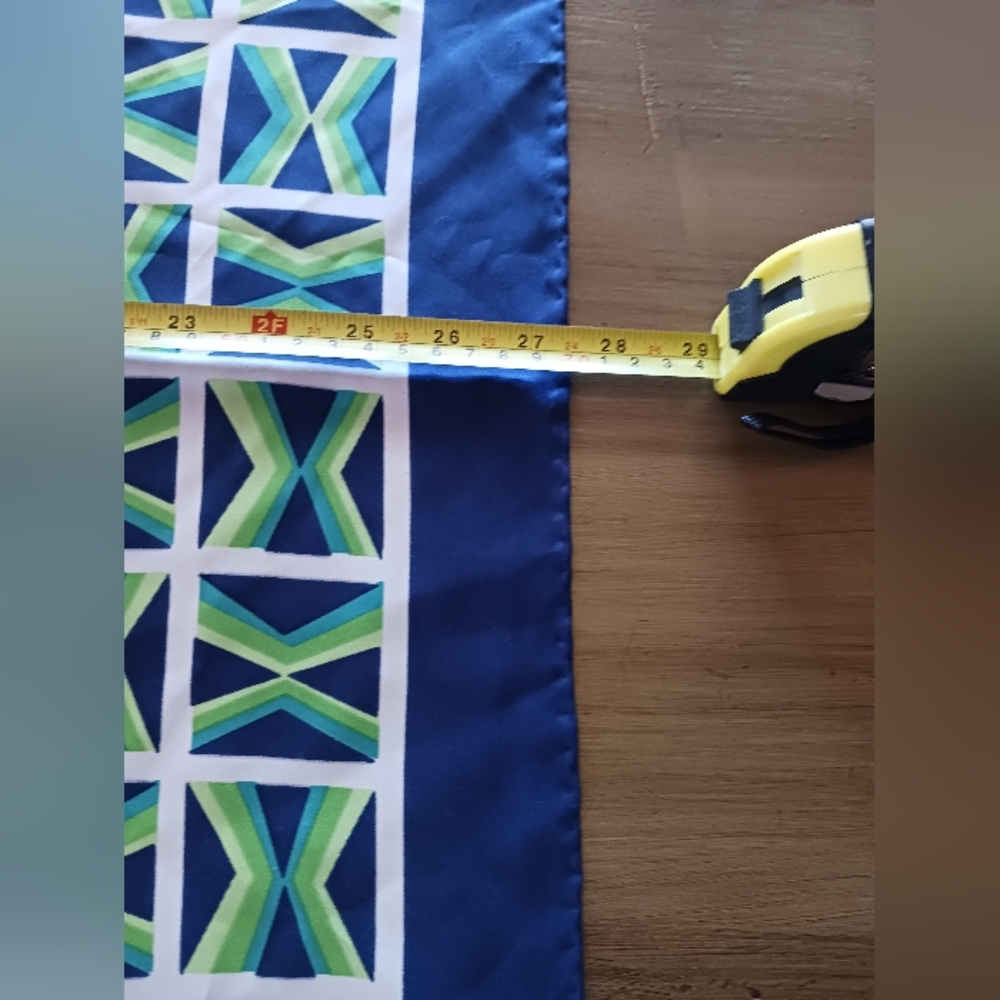 Vintage Ladies Scarf Lovely Blue White Green Geometric Design Classy Feminine - Picture 6 of 7
